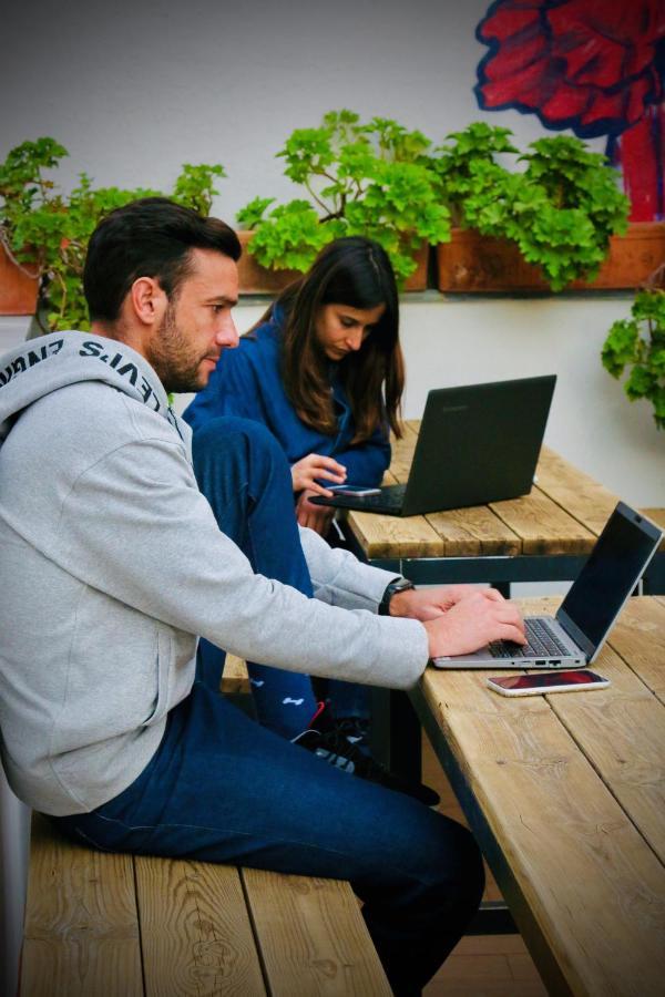 הוסטל סביליה Joy Setas Coworking מראה חיצוני תמונה